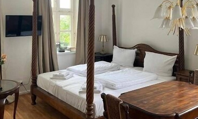 Hamburg-Barmbek Apartamento | The furnished 1-room-apartment is approx. 29 m2 big and is located on the 1st floor of our apartment house Kunaustraße.