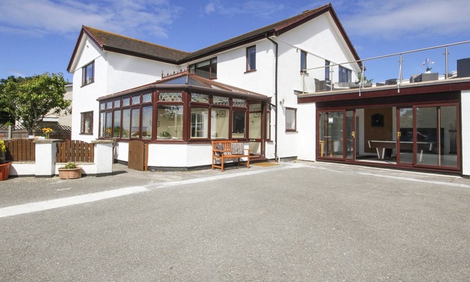 Trearddur Bay Cabaña | The Gables, TREARDDUR BAY