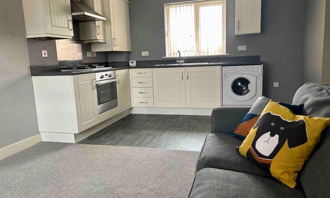 North Wheatley Apartamento | The Gainsborough Mews-stylish & modern (sleeps 3)
