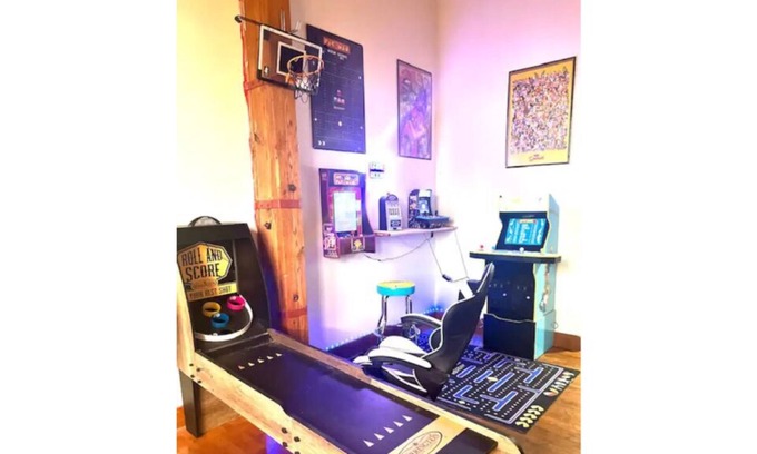Mexicantown - Southwest Detroit Apartamento | THE GAME LOFT/FREE PARKIING..NEAR DOWNTOWN DETROIT