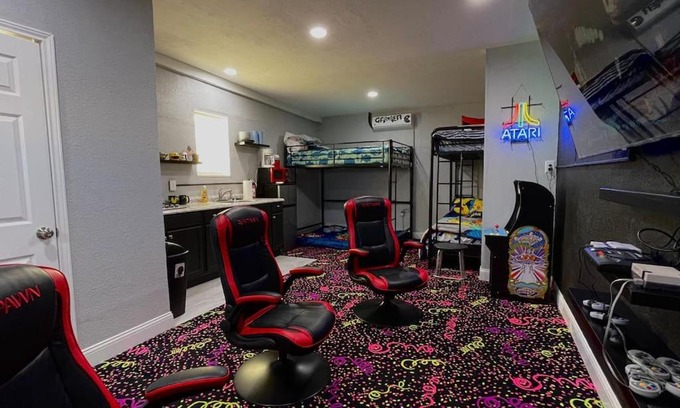 El Paso Casa | The Game Stop