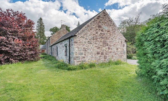 Dunblane Cabaña | The Garden Cottage