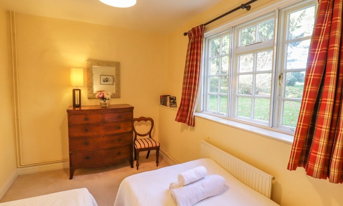 Hadleigh Apartamento | The Garden Flat at Holbecks House, HADLEIGH