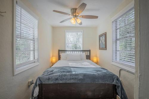 Athens Casa | The Garden House - 2 miles to Sanford Stadium