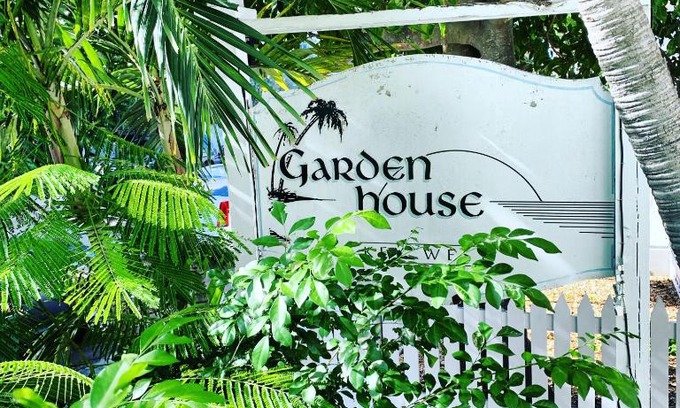 Historic Seaport Casa | The Garden House