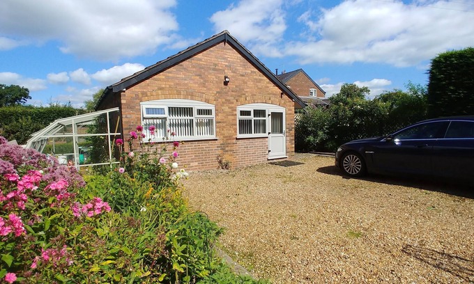 Knutsford Casa | The Garden Room