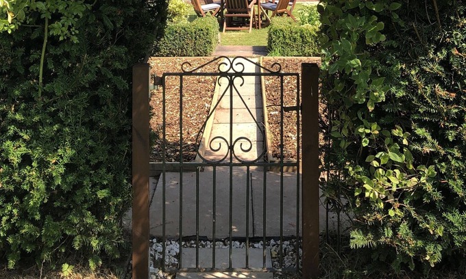 Hayton Casa | The Gardener's Cottage, near Brampton & Hadrian's Wall, pets welcome, gardens