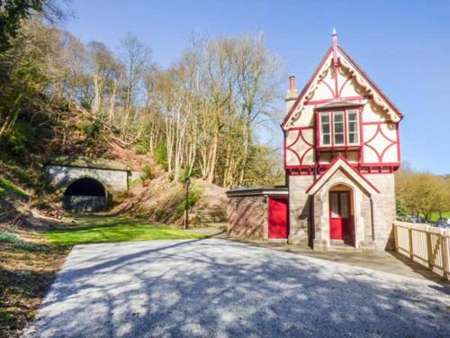 Oakamoor Casa | The Gate House