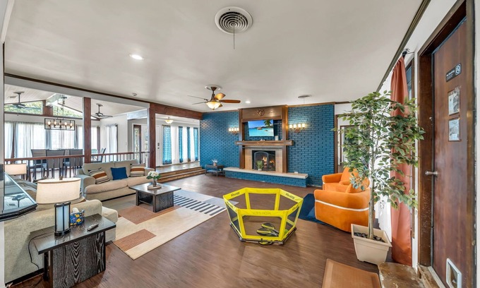 Baytown Casa | The Gathering House: Big Texas Heart, Room for All