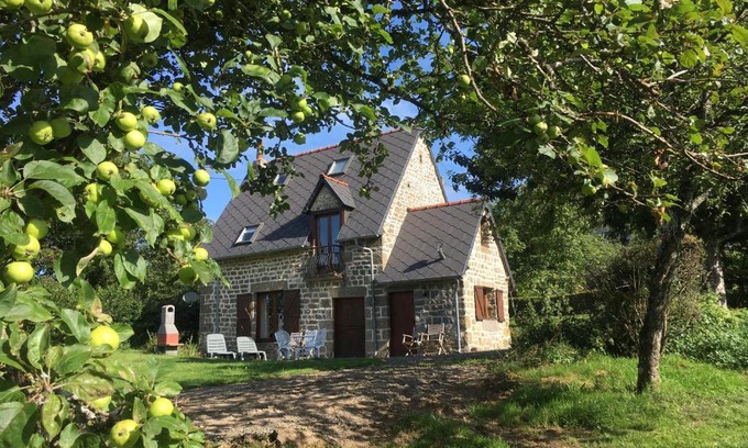 Beauficel Casa | The Gingerbread House Cottage