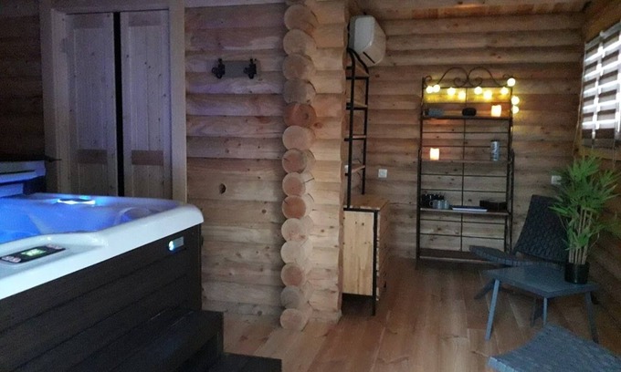 Saint-Martin-Choquel Cabaña | El Nature House está dentro de nuestra granja de caballos, entre los animales