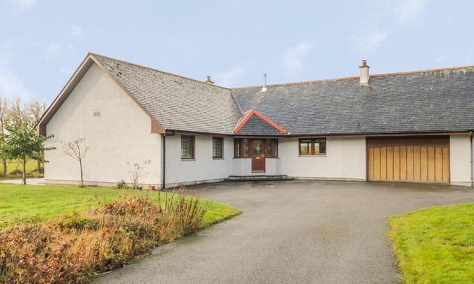 Invergordon Casa | The Glebe