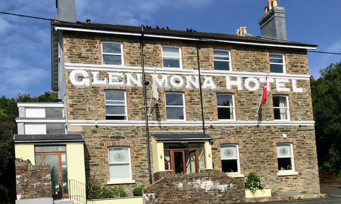 Glen Mona Casa | The Glen Mona Hotel
