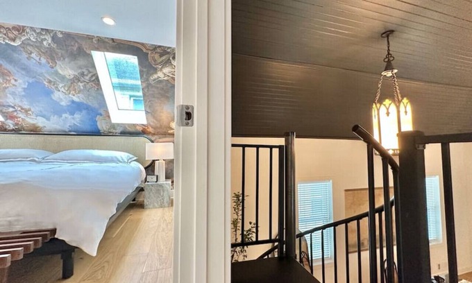 Scott Township Casa | The Glendale Chapel | Central | Free Parking