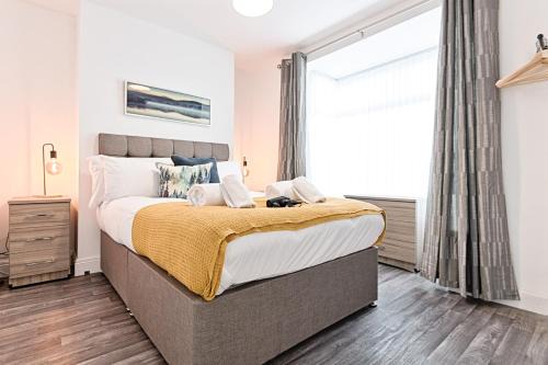 St. Thomas Apartamento | The Glenroy - TV in Every Bedroom!
