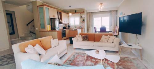 Peraia Apartamento | The Golden Guest House