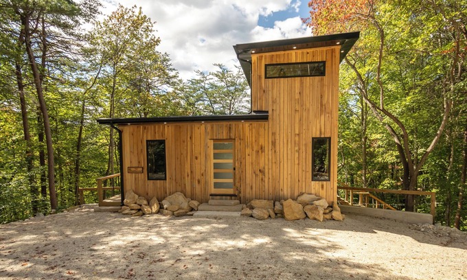 Primrose Cabina | The Goldenrod Cabin in Red River Gorge, Goldenrod Cabin in Red River Gorge, KY