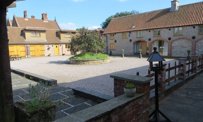 Newark upon Trent Casa | The Granary Cottage, 10 acres ubicados dentro de los terrenos cerrados de Newstead Abbey.