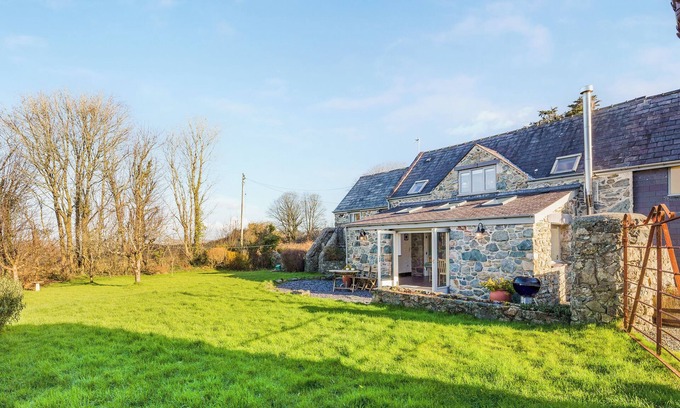 Llangaffo Cabaña | The Granary - UK48740