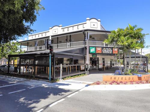 Cairns Central Business District Hotel | The Grand Hotel Cairns