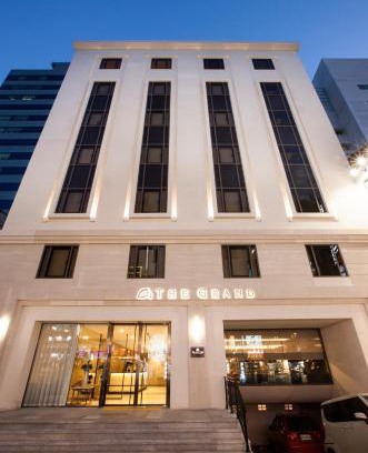 Myeongdong Hotel | The Grand Hotel Myeongdong