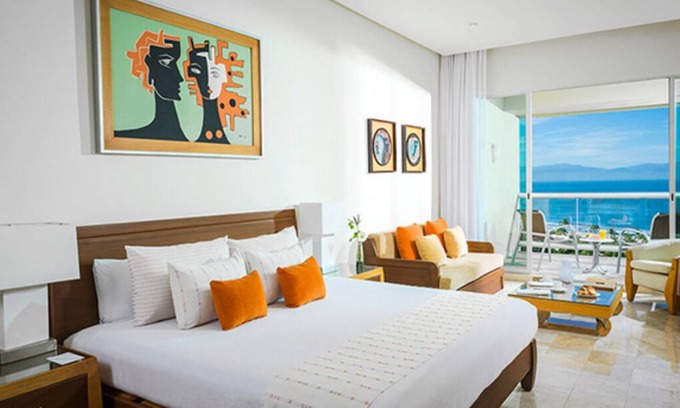 Las Jarretaderas Complejo | The Grand Mayan one bedroom Suite