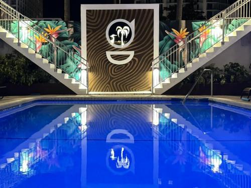 Central Beach Complejo | The Grand Resort and Spa & Worthington All Male
