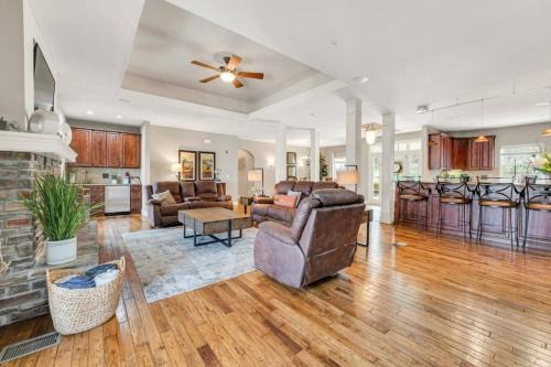 Branson Casa | The Grand Retreat at Branson Hills