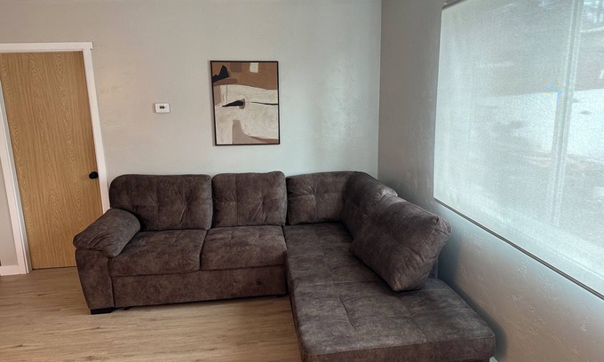 Northeast Anchorage Apartamento | The Grand Suites inn