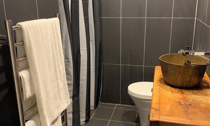 High Range Cabina | The Grange Berrima - The Ultimate Rural Retreat. Sleeps up to 13.