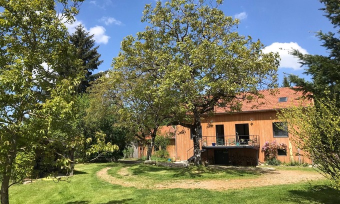 Parlan Casa | The Grange in Cantal - A house immersed in nature