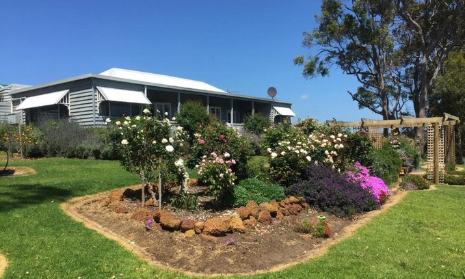 Kalgan Casa | The Grange on Kalgan Farmstay, Albany WA