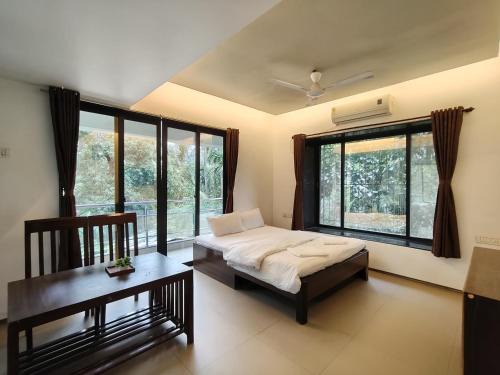 Alibaug Hotel | The Grantley Hotel - Alibag Beach