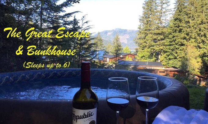 Port Renfrew Cabina | The Great Escape - Port Renfrew - Cottage & Bunkhouse - secluded with Private Hot Tub