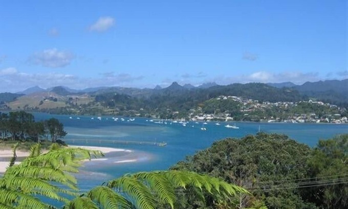 Tairua Cabaña | The Great Escape - Tairua Holiday Home