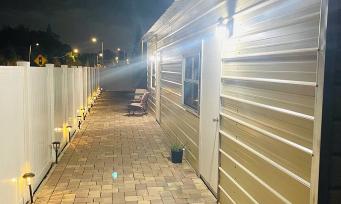 Pinecrest West Park Apartamento | The Great Getaway in Tampa Bay