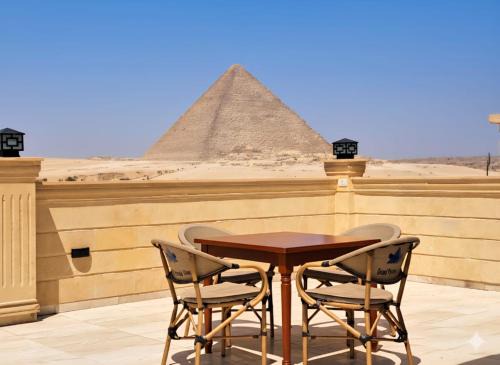 Giza Hotel | The Great Golden Pyramid