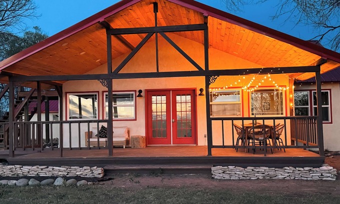 Mosca Casa | The Great Sand Dunes Cottage charming 3 bedroom w/ WiF & spacious yard