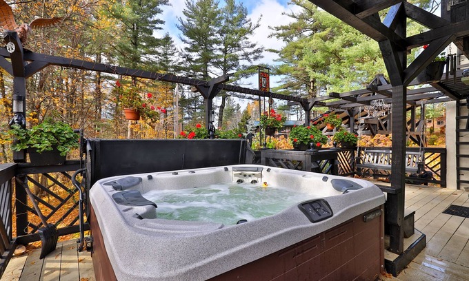 Killington Casa | The Green House: Killington's Most Unique Ski Home 4 Bedroom Home
