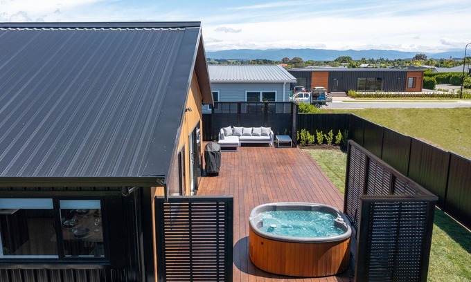 Martinborough Casa | The Green House: Luxe Eco Escape