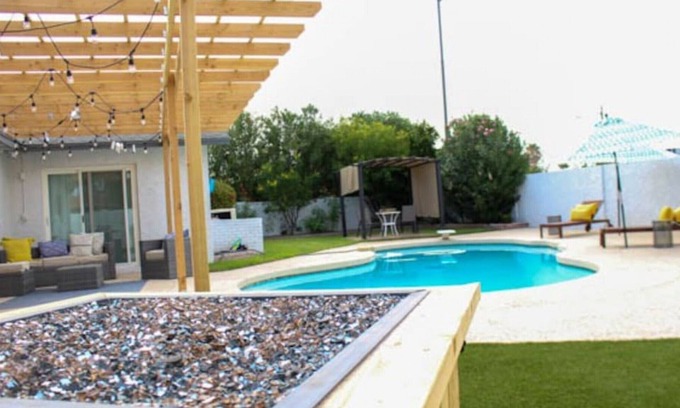 Covey Casa | The Greenway - Newly Renovated Whole House