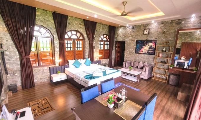 Kumai Casa | The GreyStone FarmHouse, Turibari