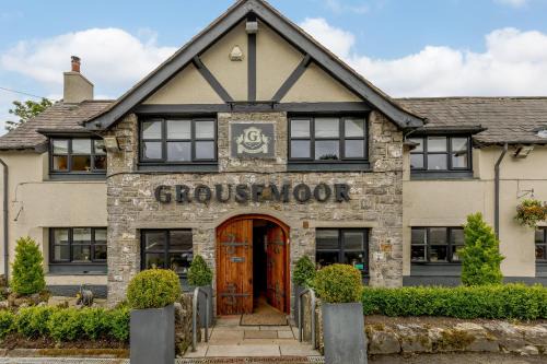 Llandegla Casa | The Grousemoor - North Wales luxury 7 bedroom holiday rental
