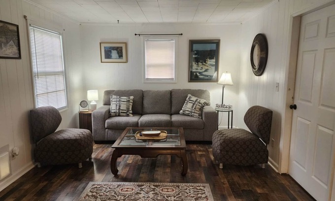 Summerlee Casa | The Grove- Blue House