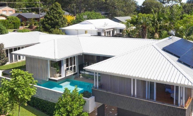 Wamberal Casa | THE GROVE | Pool, Short walk to beach | Accom Holidays