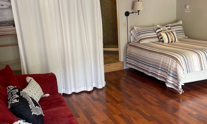 Lake City Cabaña | The Guest Cottage in Lake City