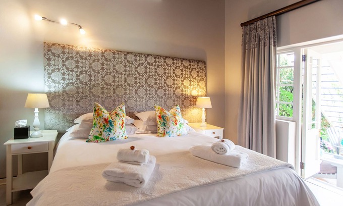 Worcester Casa | The Habit Guest House