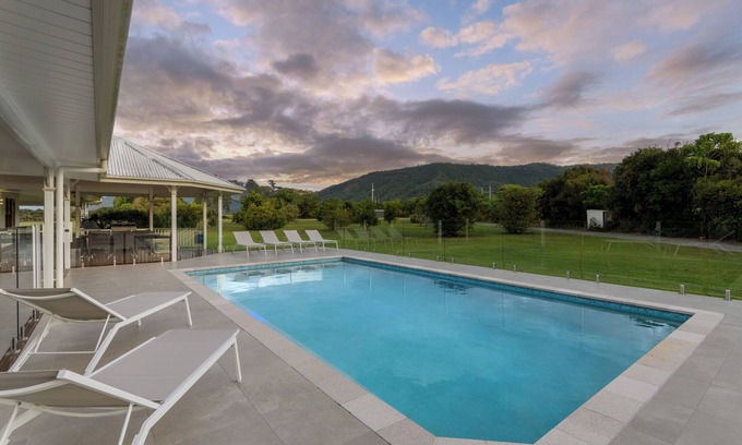 Craiglie Casa | 'The Hampton Lodge'