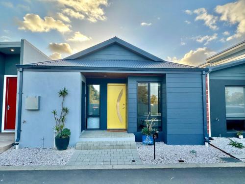 Dunsborough Casa | The Happy Bach