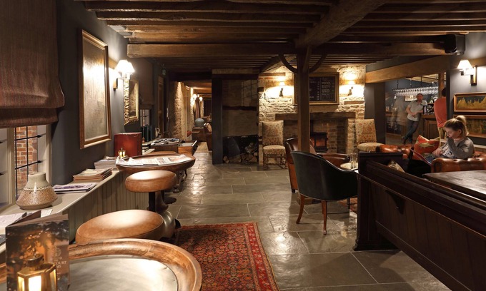 South Leigh Casa | The Harcourt Arms